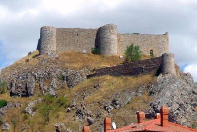 Castillo de Aguilar de Campóo, el inicio de la ruta del Románico Palentino.